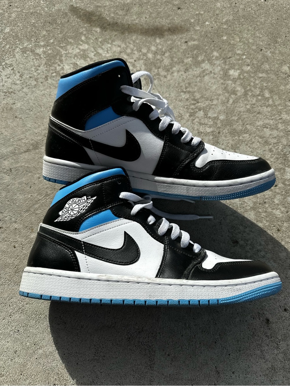 Nike Air Jordan 1 Mid Men’s Sneakers - Black/White/Blue